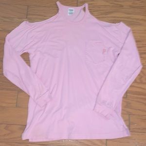 🏷3/40 VS Pink long sleeve tshirt